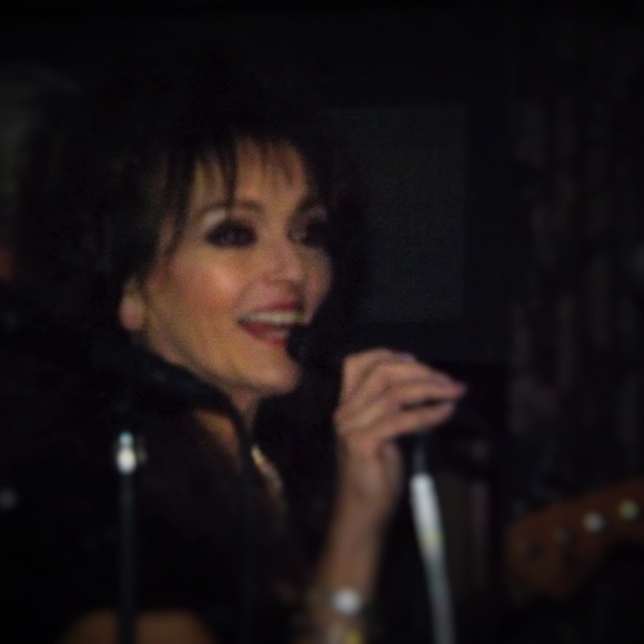 Meet your Posher, Bimmy - Picture 2 of 11